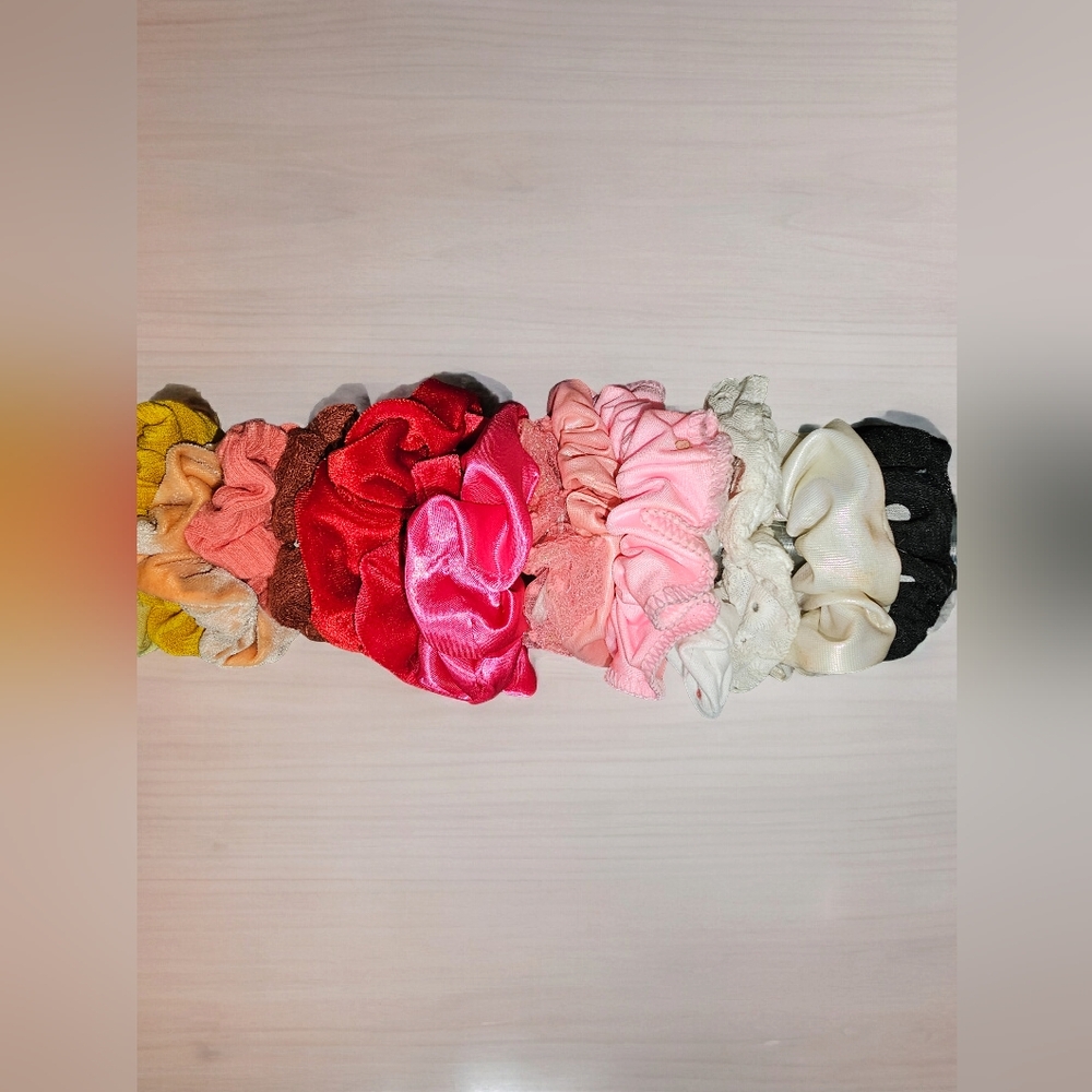 Girls Accessory Bundle - Picture 8 of 11